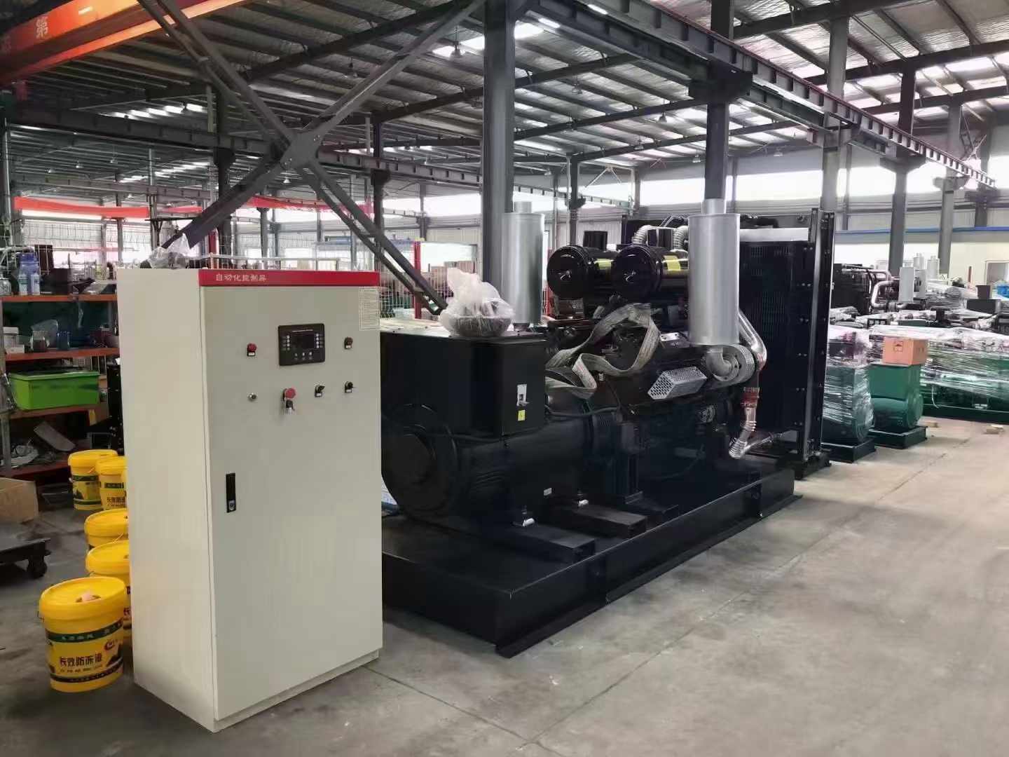 青阳柴油发电机运行时的噪音和振动水平如何？