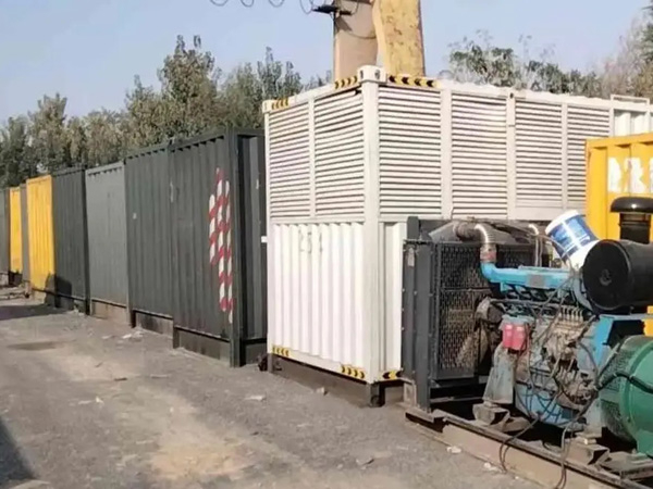 青阳200KW柴油发电机机组每小时油耗是多少?